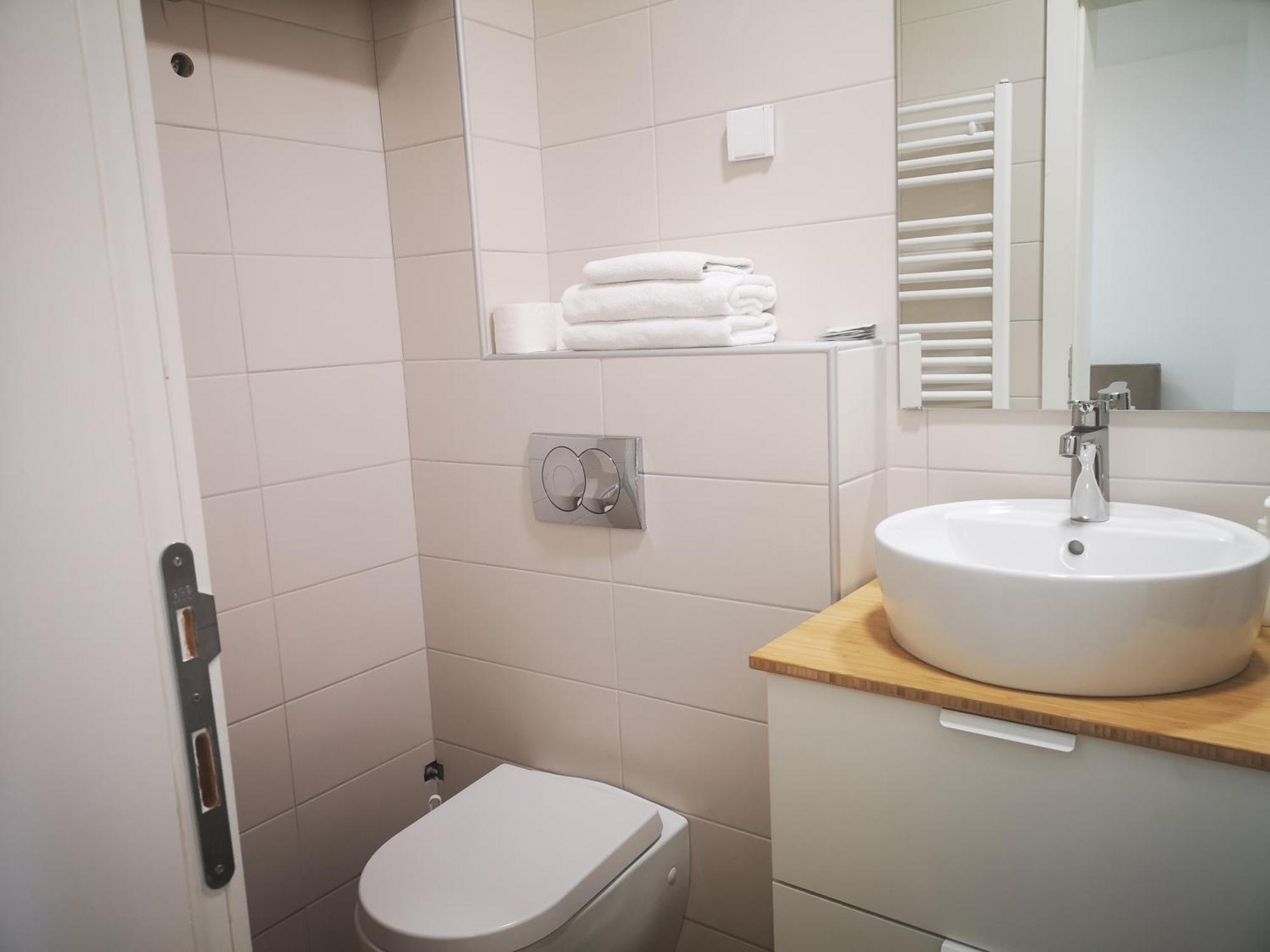 Filinhome Papa Suite 2 Νόβι Σαντ Εξωτερικό φωτογραφία